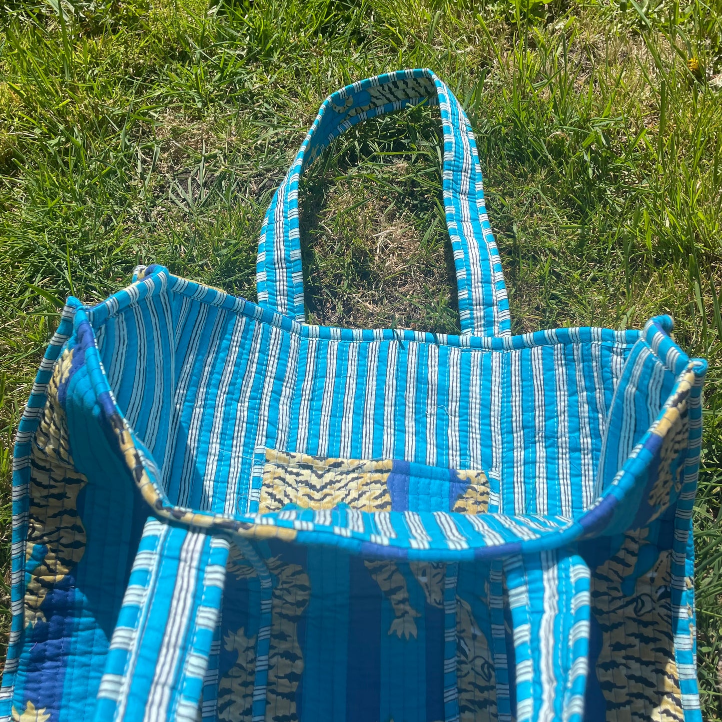 Blueberry Tiger Tote Bag
