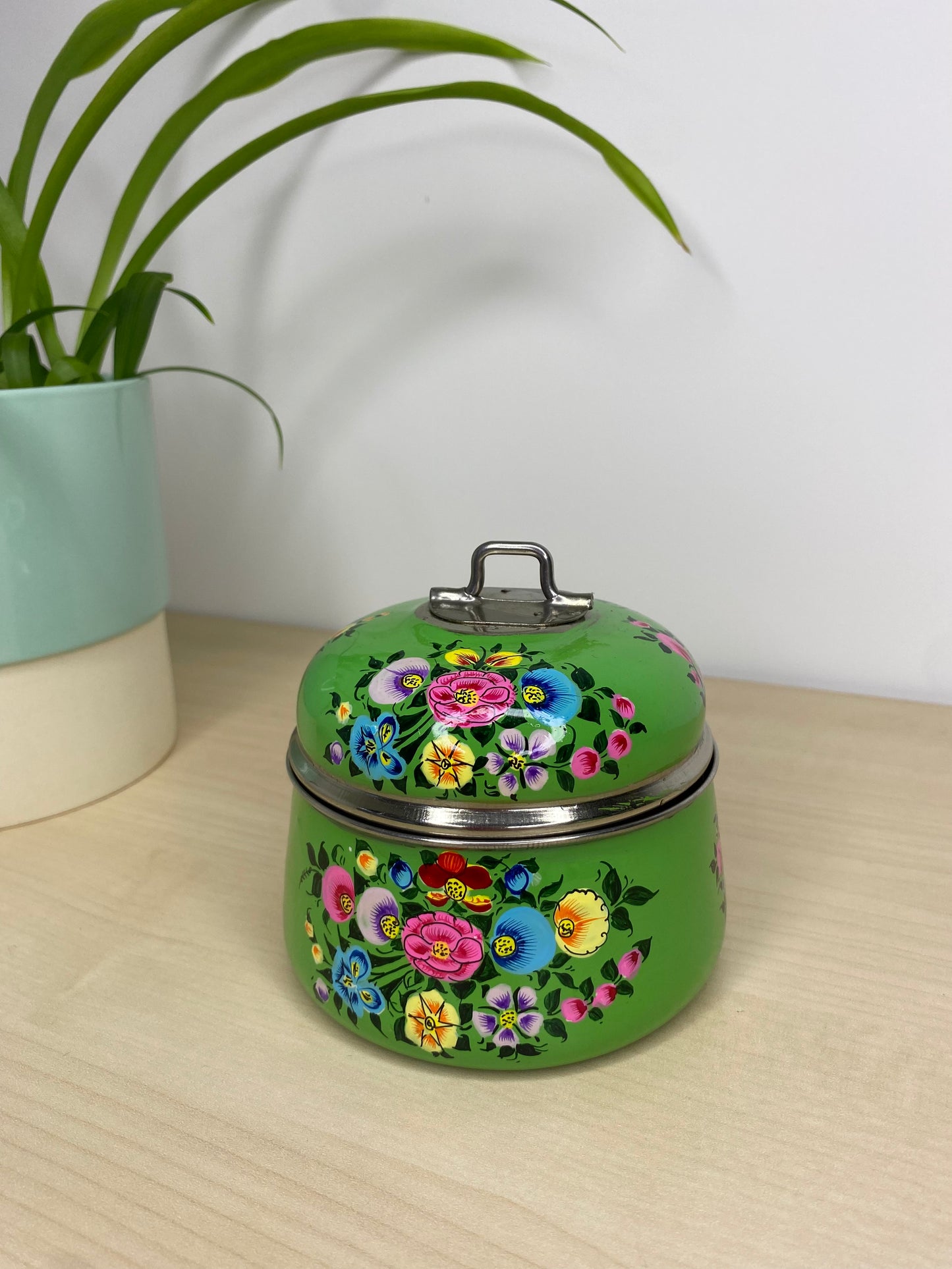 Meadow Green Tiffin Tin