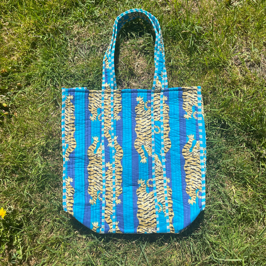 Blueberry Tiger Tote Bag