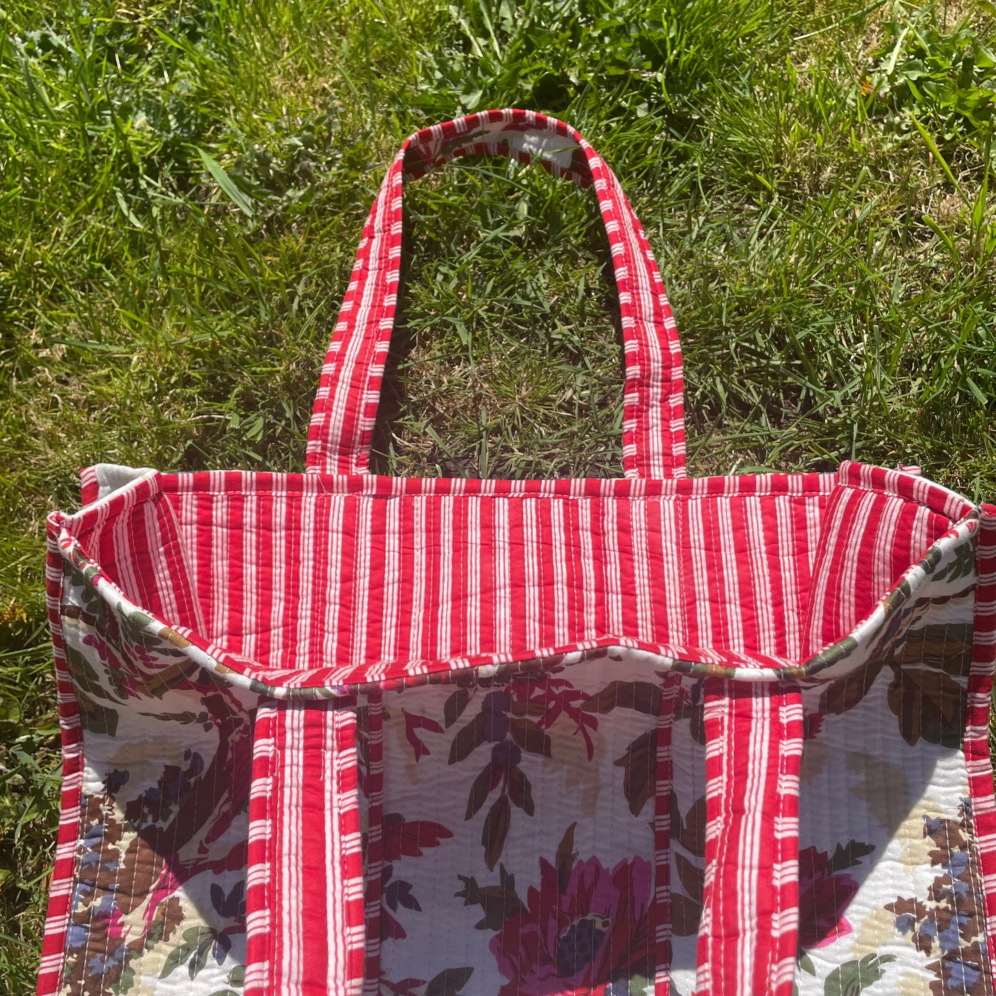 Red Rose Tote Bag